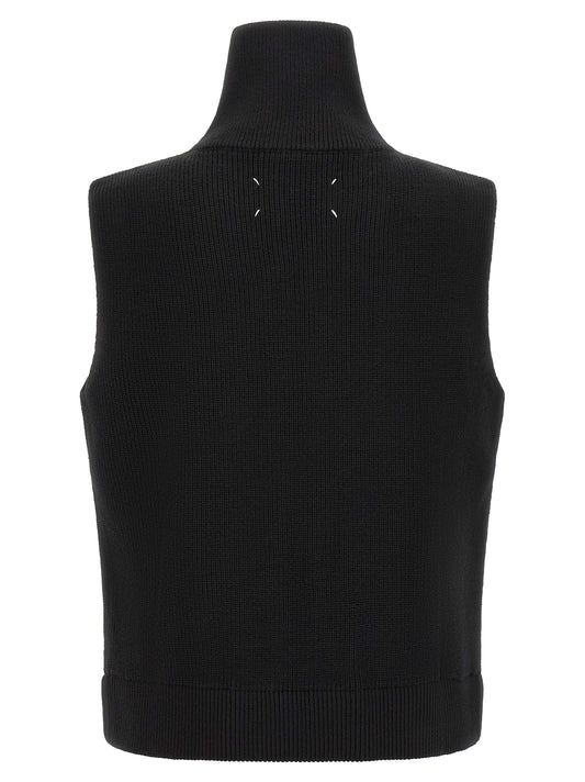 Black Wool Sleeveles Sweater