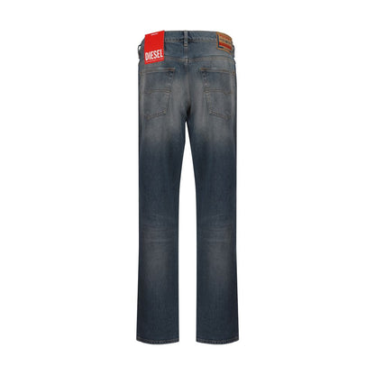 2025 D-finitive Jeans