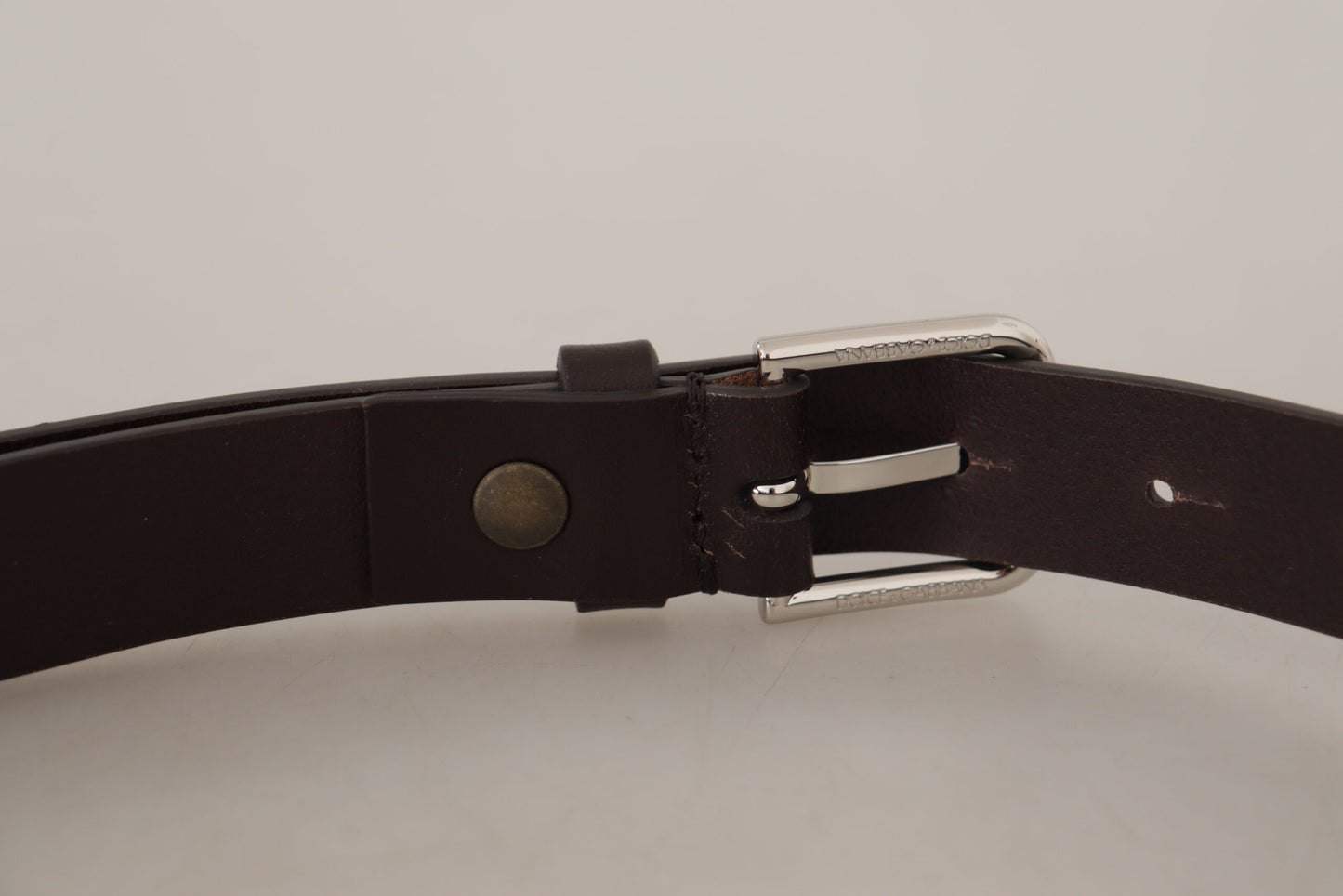 Elegant Leather Belt with Engraved Logo Buckle