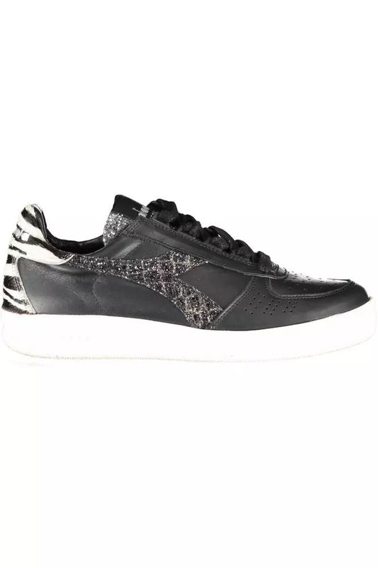 Sleek Black Leather Sneakers with Contrast Accents